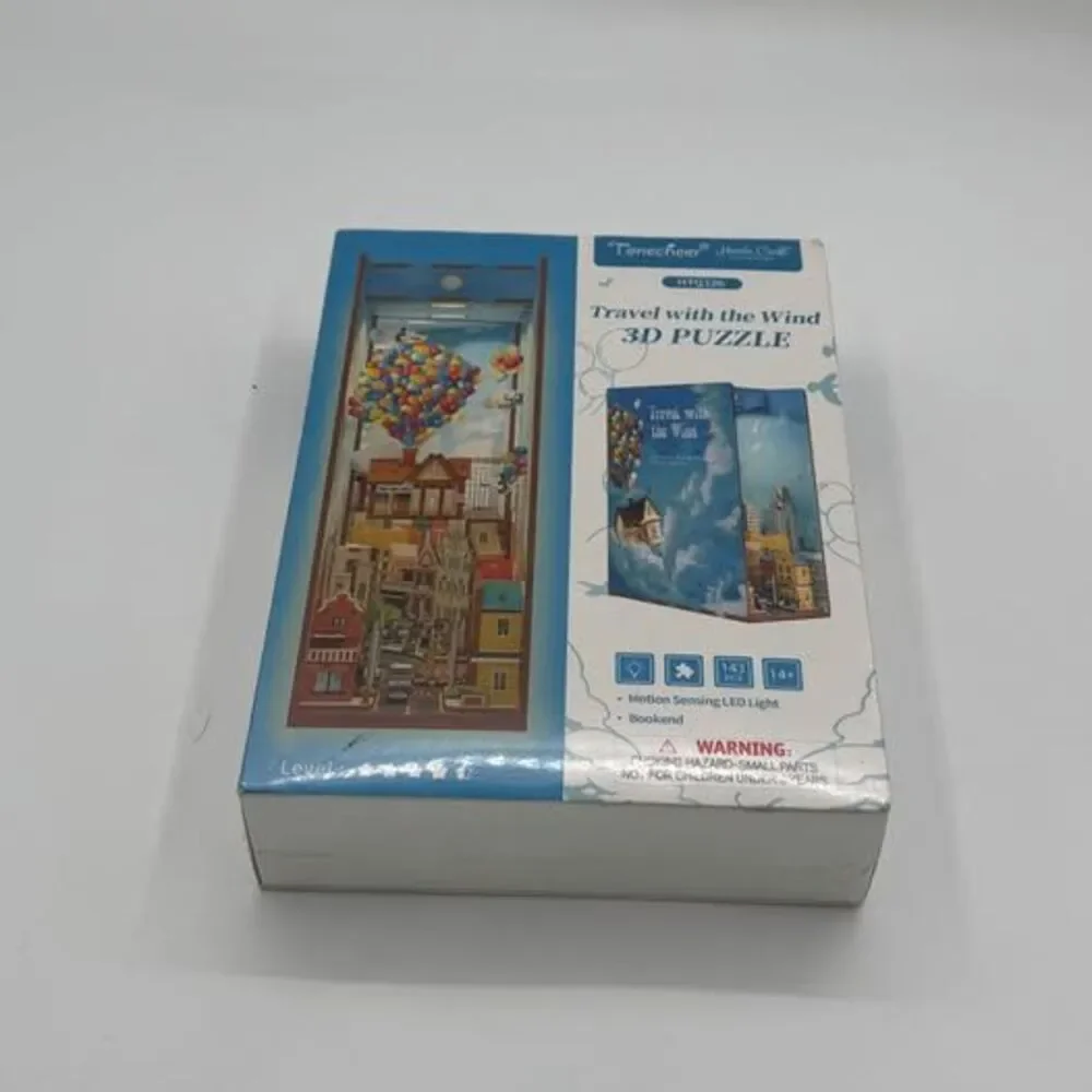 Hands Craft DIY Bookend Puzzle Travel with The Wind: Miniature House Kit - Picture 3 of 8